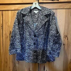 Joan Rivers three-quarter cuff sleeve three button-down no pockets no lining